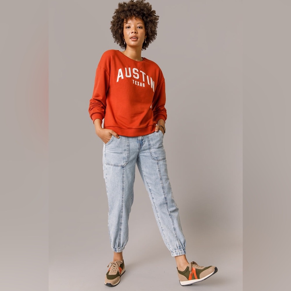 francesca’s glo fashion Women’s XS Orange Austin Texas Sweatshirt